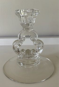 vintage Cambridge Glass candlestick in the Keyhole pattern