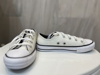 White Sparkle chucks