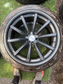 Vossen 22 inch rims 5x127