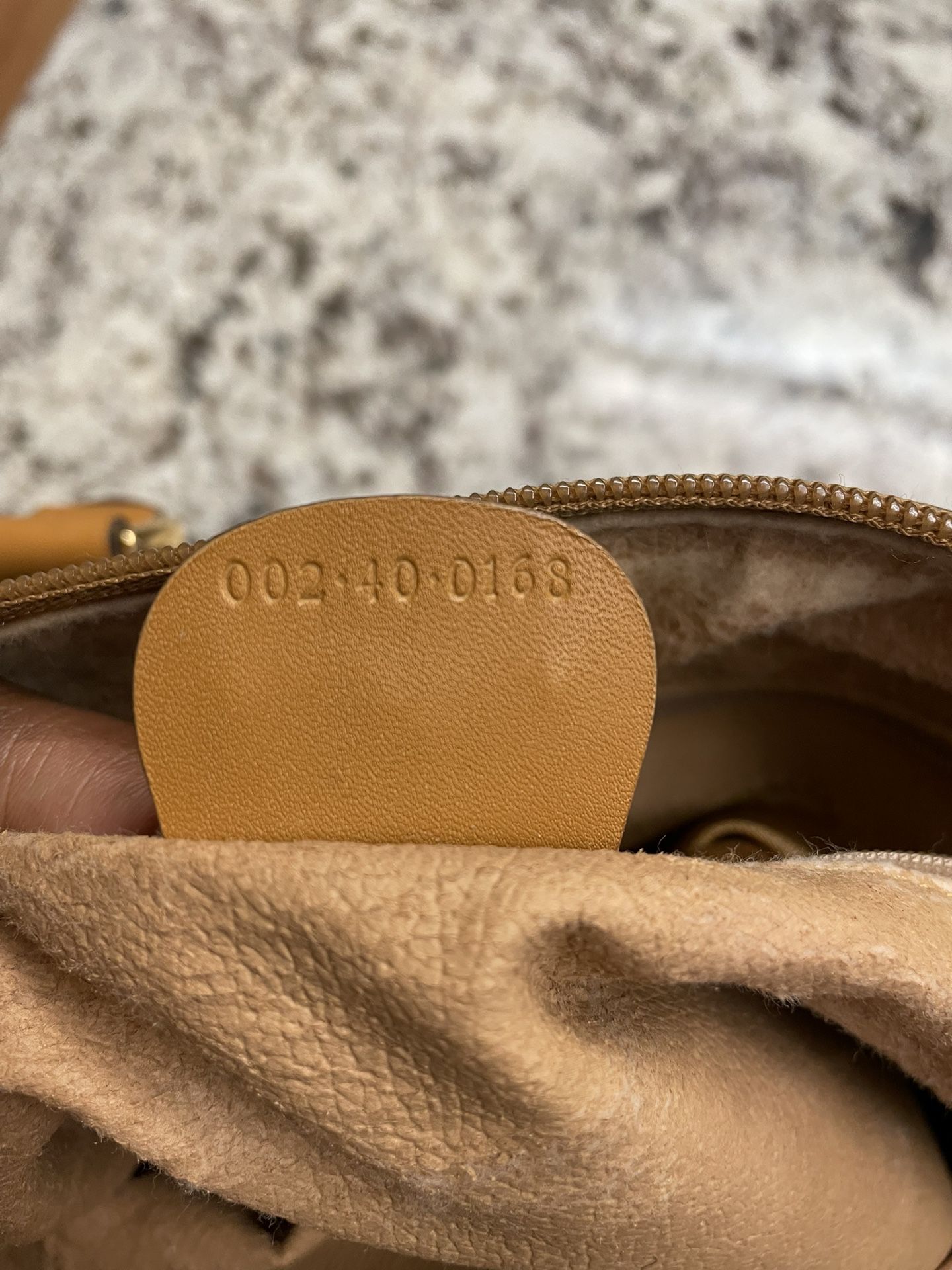 Gucci Handbag (Boston) Gold for Sale in Atlanta, GA - OfferUp