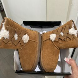 Koolaburra By Ugg Girl Boots Size 8