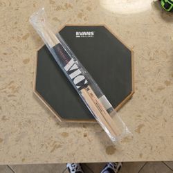New Vic Firth SD1 Drumsticks & Evans 12" Dual-Sided Practice Pad