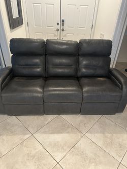 Leather Recliner Charcoal Gray. 72 Lx 35D 41 H