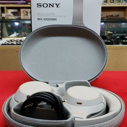 Sony WH-1000XM4 Wireless Bluetooth Noise Cancelling Over-Ear Headphones with Carrying Case & Box - No Charger - Working 