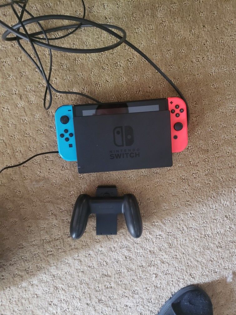 Nintendo Switch 