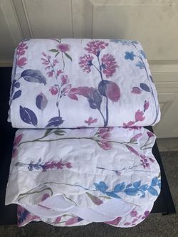 Bed comforters