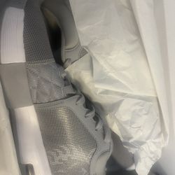 Lebron Witness Wolf Grey Viii