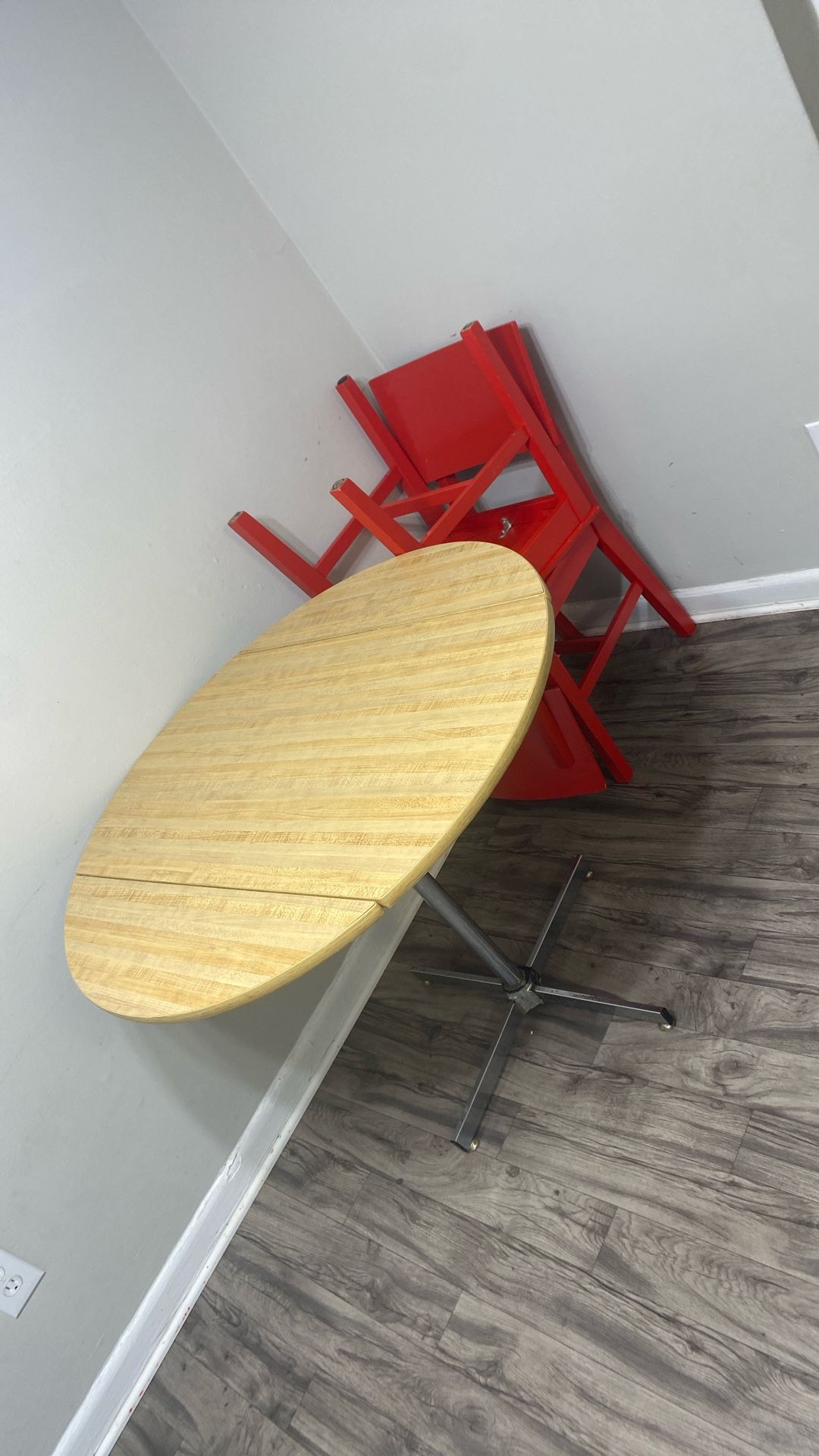 Two Seater Table And 2 Chairs