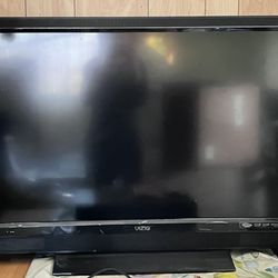 vizio 40” TV