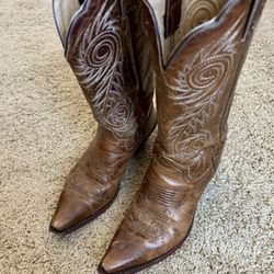 Women’s Brown Justin Snip Toe Boots