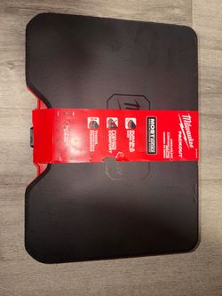 Milwaukee PACKOUT Kneeling Pad