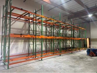 Pallet racks in discount
