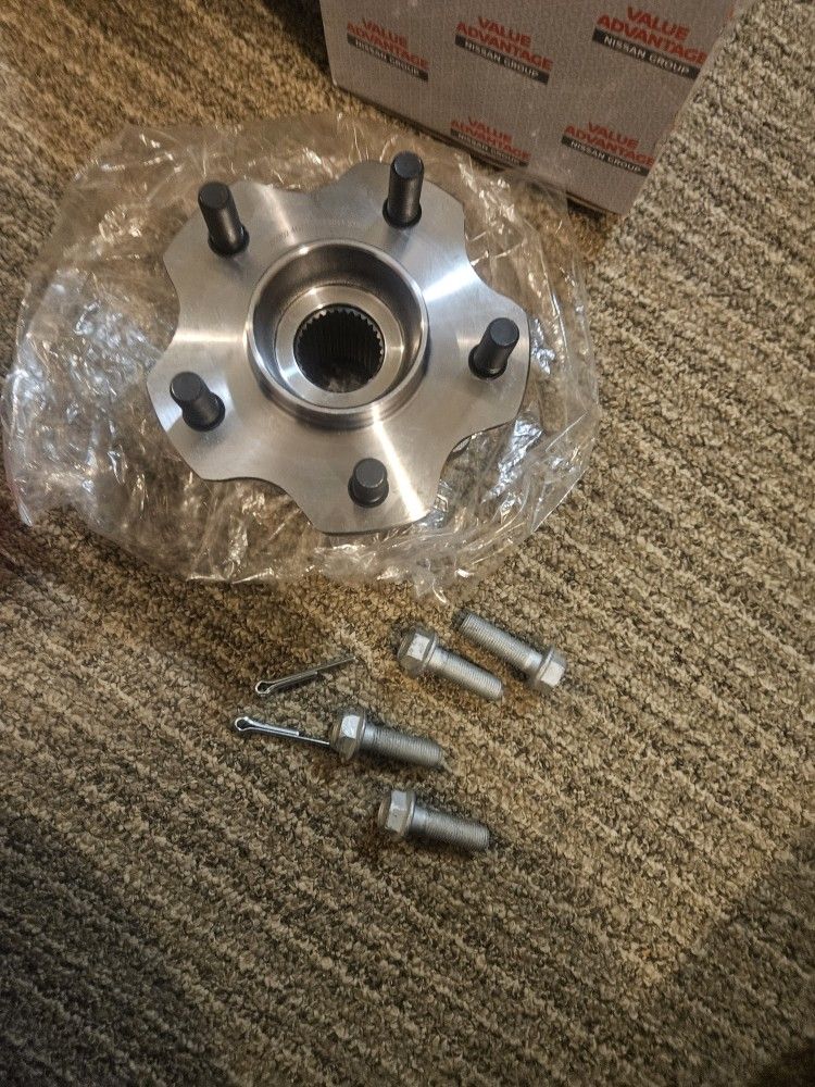 NVA 370Z / G37 / G35 Rear Wheel Bearing Hub Assembly