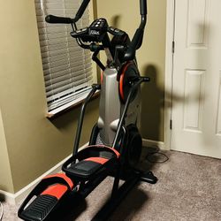 Max Trainer Elliptical 