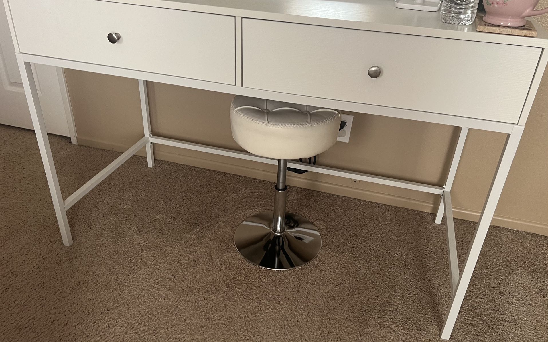 Desk/Vanity with 2 Drawer Storage