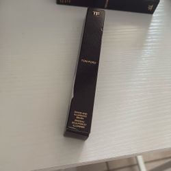 Brocha TOM FORD #4  Para Conceler O Illuminator