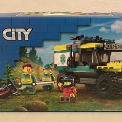 Lego GWP - 4x4 Off-Road Ambulance Rescue Set # 40582 - New Sealed in Box