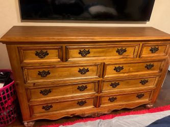 Dresser Set