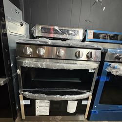 LG 5 burner stove with double oven