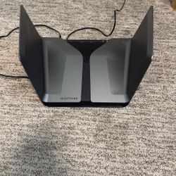 NETGEAR Nighthawk AX8 AX6000 8-Stream WiFi Router Model: RAX80  I