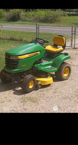 John Deere x300