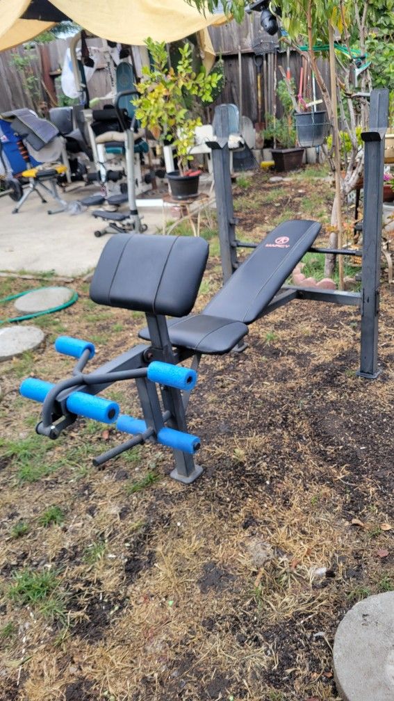 Weight Bench