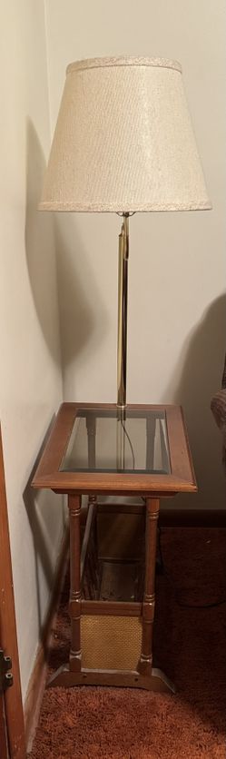 Side Table With Lamp