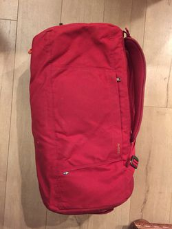 Reiziger Zachtmoedigheid rechtdoor Fjallraven Splitpack Large - Duffle Backpack Hybrid for Sale in Fremont, CA  - OfferUp