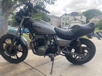81 Kawasaki KZ 440D LTD