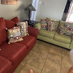2 Sofas 