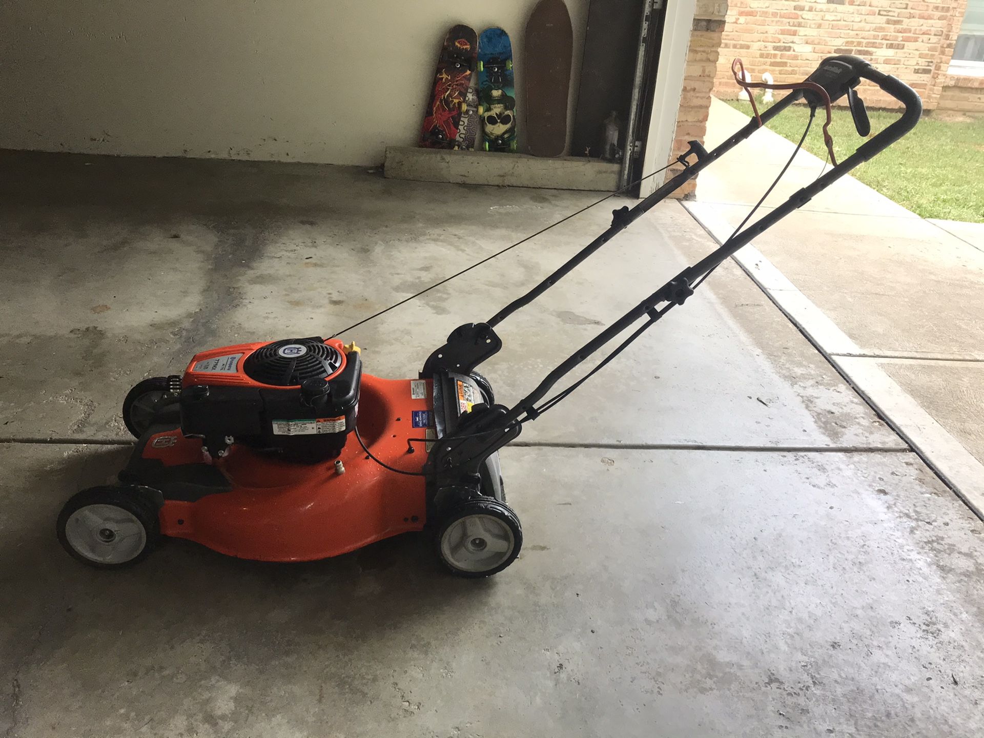 Husqvarna 775EX Self Propelled Lawn Mower for Sale in Ballwin, MO OfferUp