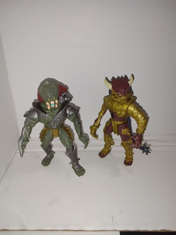 Vintage 1990's Kenner Predator Action Figure Lot of 2
