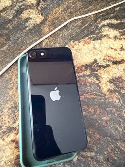 iPhone SE 64 gb