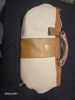 JOY & IMAN Large Leather Weekender Duffel Travel Bag Cream Tan NEW Unused Strap