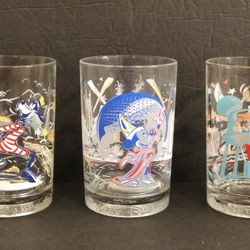 Vintage McDonalds Walt Disney World 25th Anniversary Drinking Glasses Remember The Magic