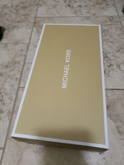 MK Flat Shoes