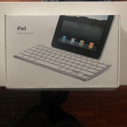 Genuine Apple Keyboard Dock iPad 1st 2nd 3rd Generation 30 Pin Connector (A1359)