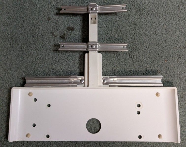 Winegard RV  Antenna Booster.