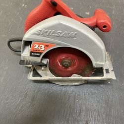 Skilsaw 5400 Circular Saw With 7 -1/4” Diablo Blade 
