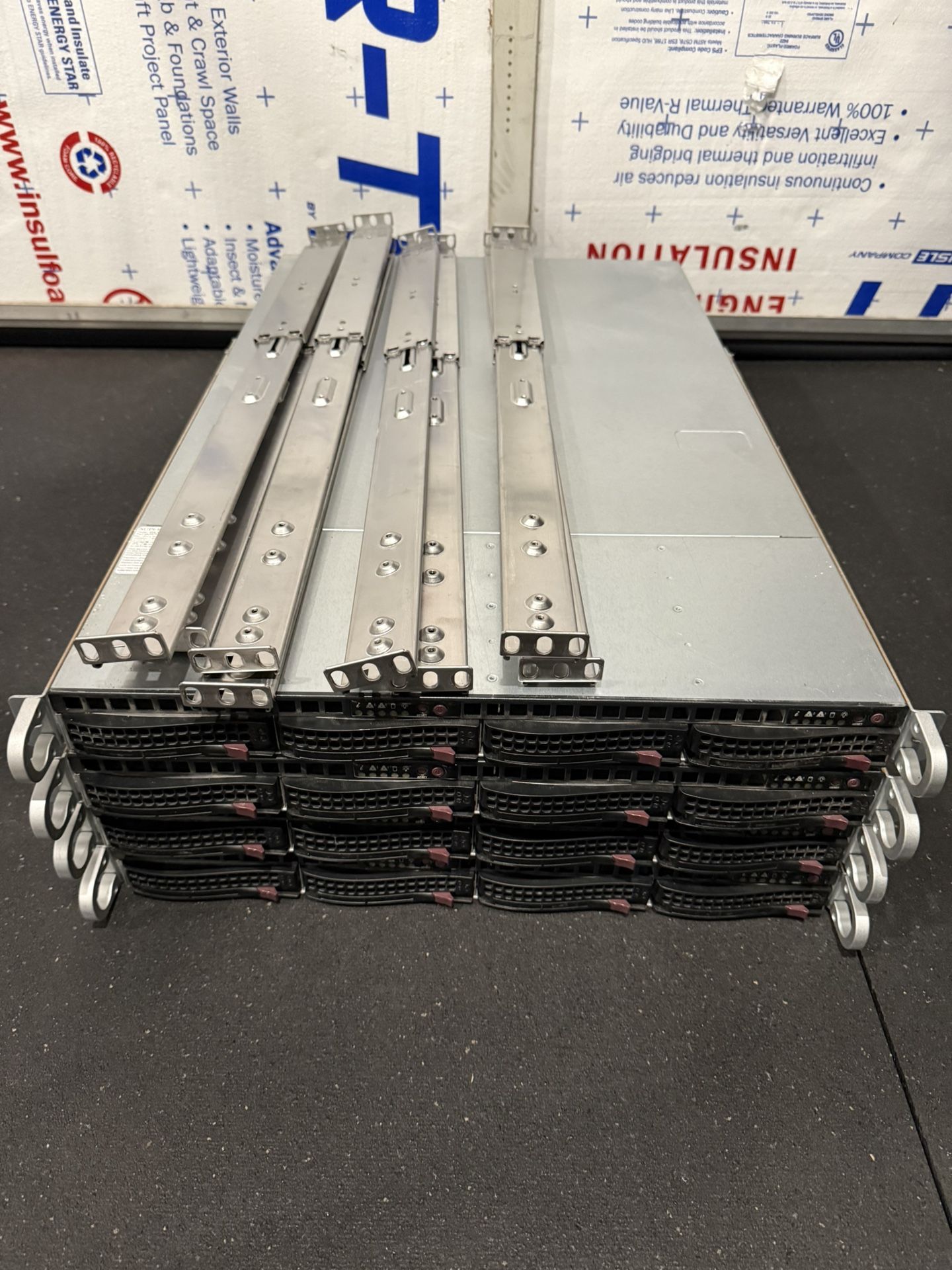 4x Dual Node Supermicro SuperServer 6018TR-T 72 Cores 128GB!