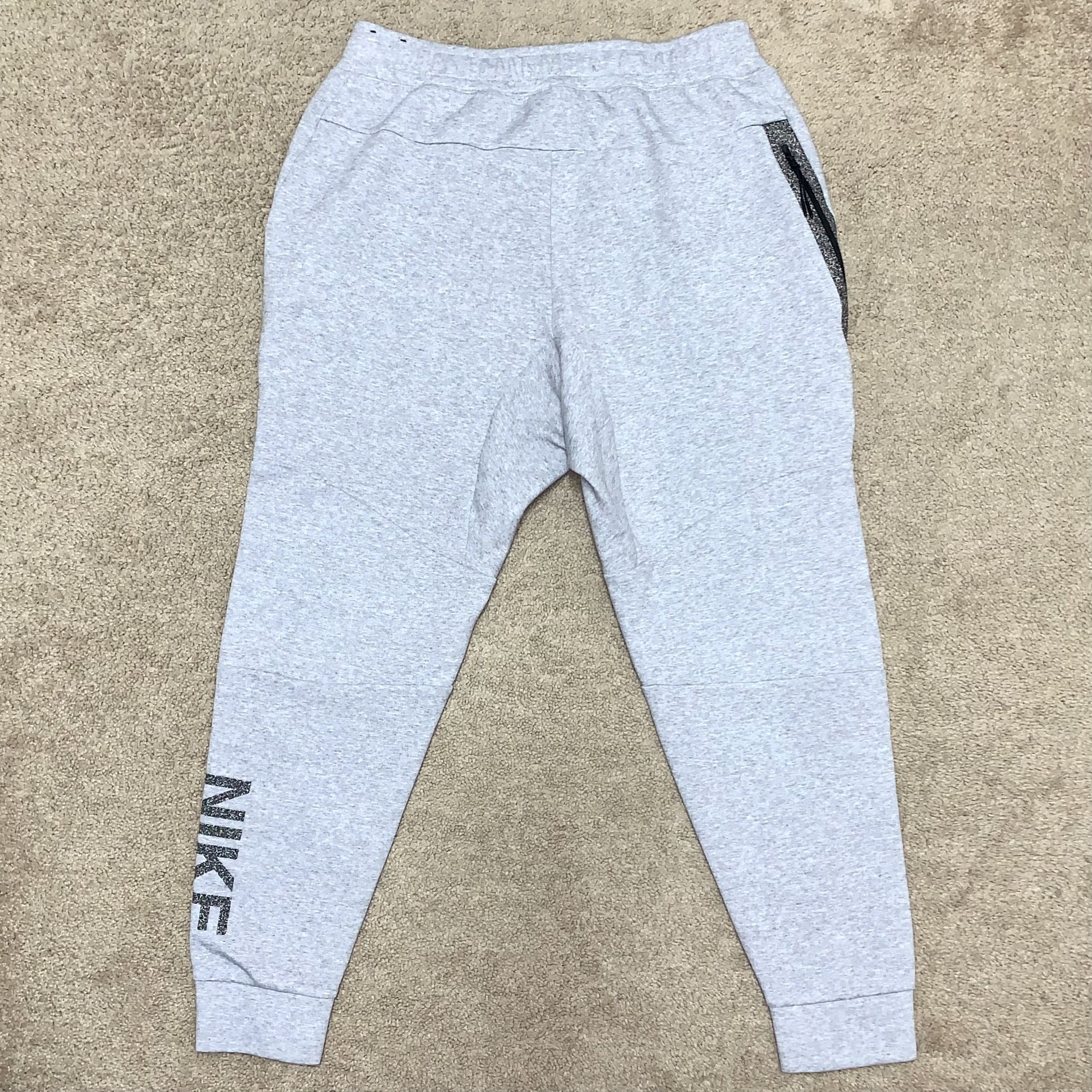 Nike 50 Tech Fleece Jacket And Jogger(Full Sweatsuit/Kit) Wolf Grey Men's  Size Large for Sale in Houston, TX - OfferUp