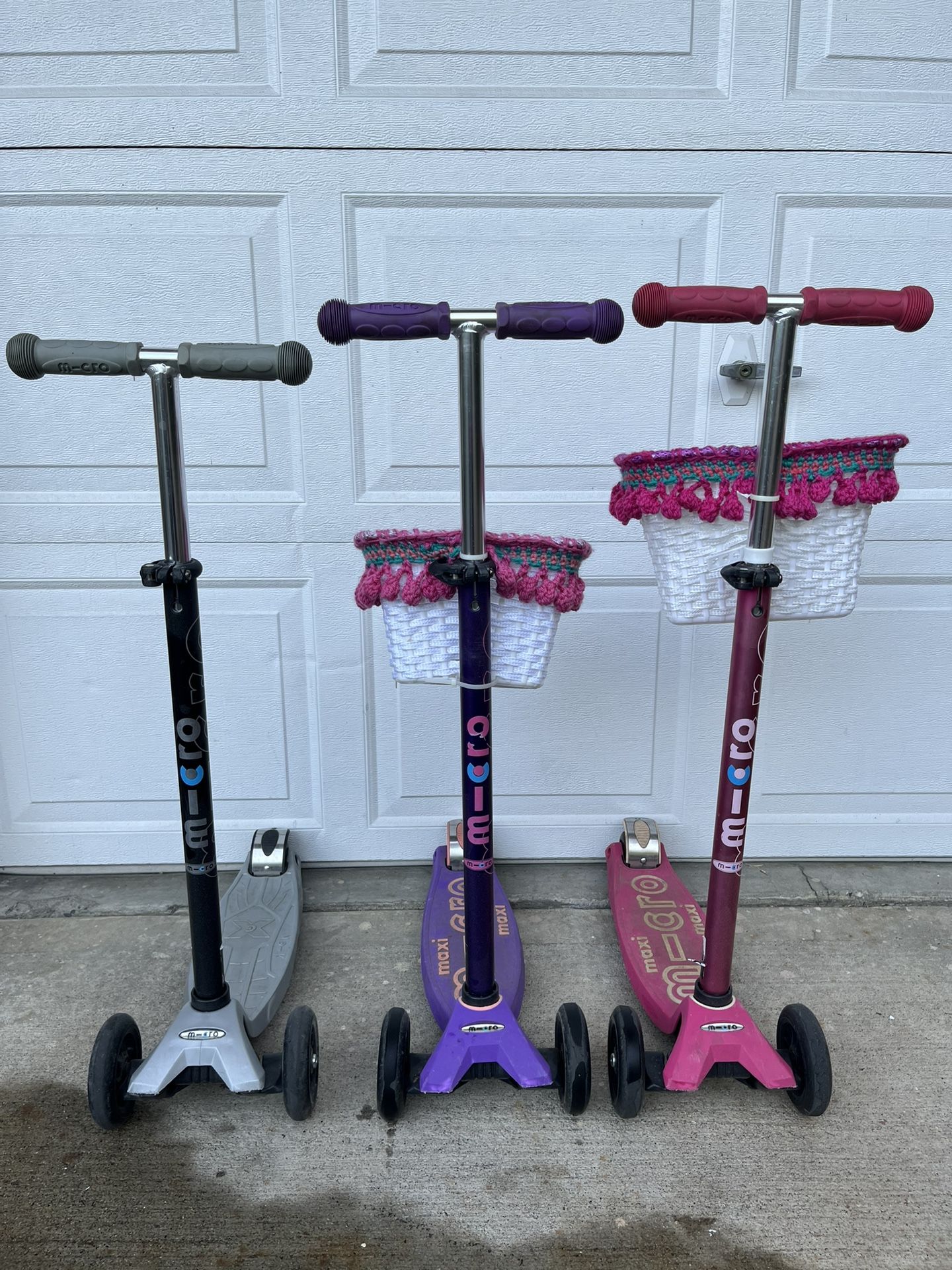 Micro Maxi - 3 Wheel Lean Scooters