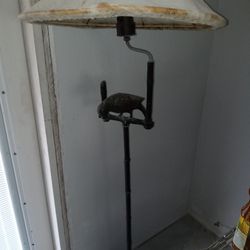 Vintage Fredrick Cooper Floor Lamp.( Antique)