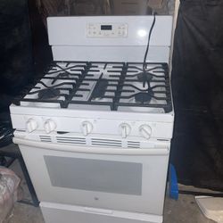 GE Oven with electric Stove 