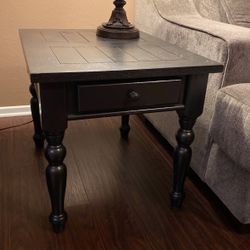 Set Of 2 Nightstand End tables 