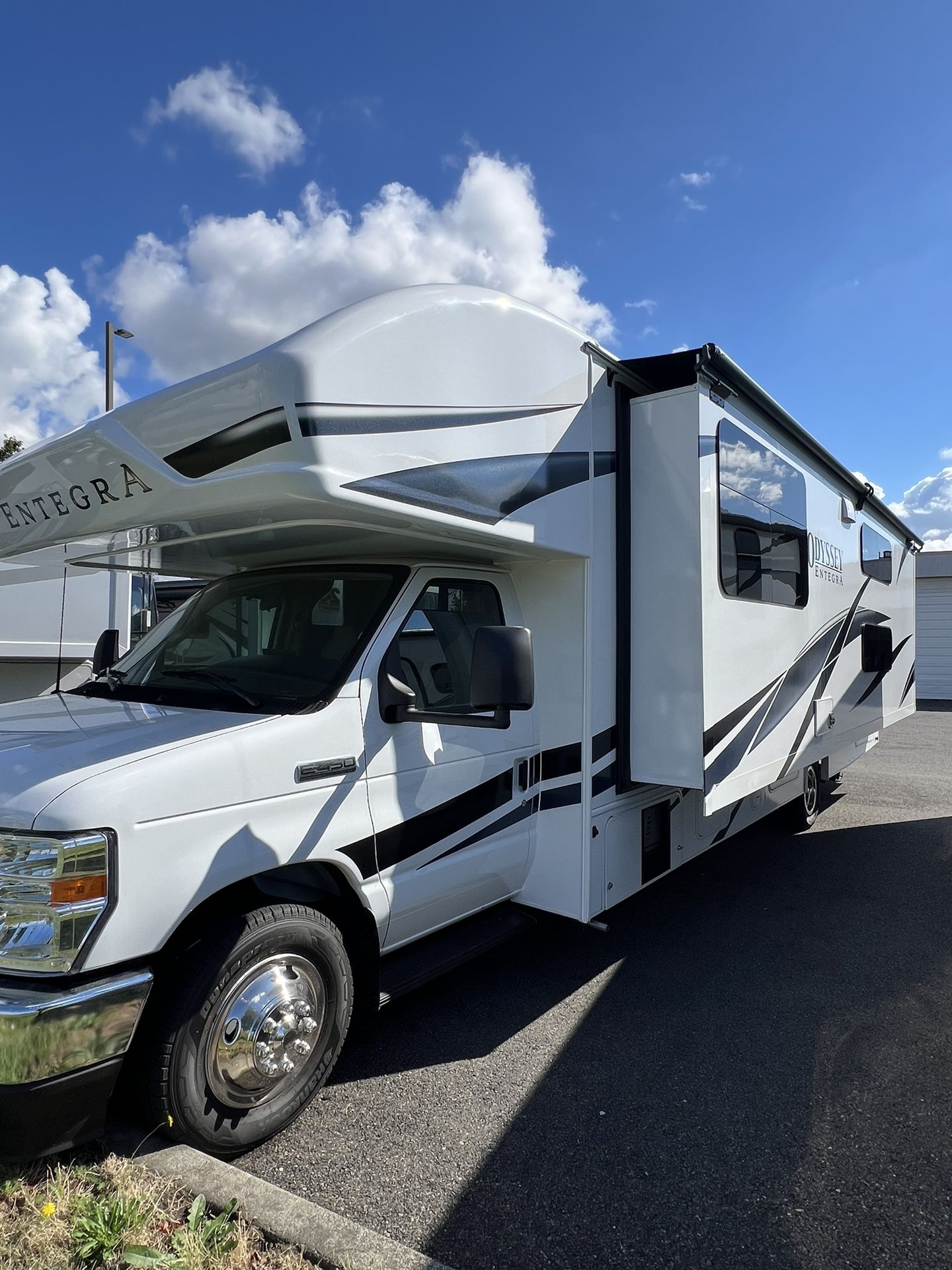 2025 Entegra Odyssey 31F