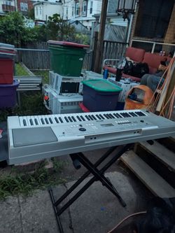 YAMAHA MUSIC DATABASE