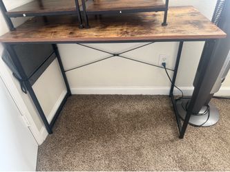 Rustic Computer Desk with vMetal Frame – Great Condition * Delivery available
