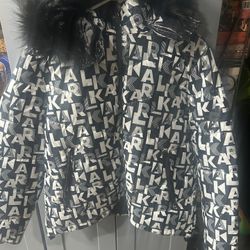 Chamarra Karl Lagerfeld XL Nueva $60