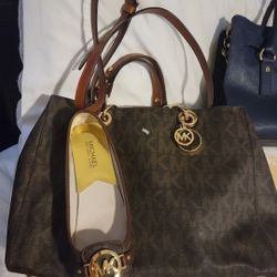 Michael Kors Big Purse With Matching Shoe